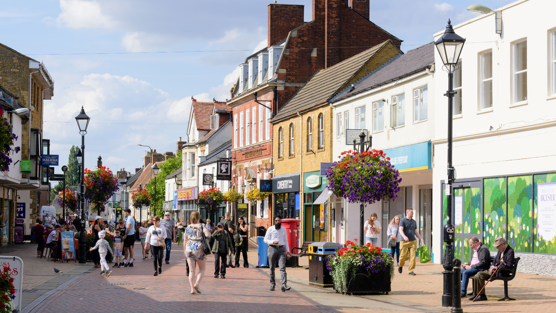 Image of delegates talking at OxLEP Business Event