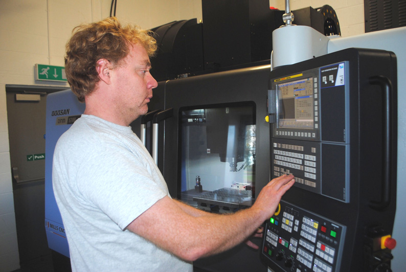 Oxfordshire manufacturers invest in digital technologies, driving regional growth